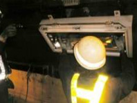 トンネル照明設備清掃・点検のイメージ画像