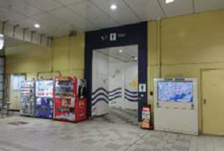 Photo of 1st floor toilet (entrance)