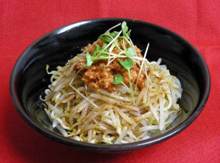 Jajamen style tomato chilled noodles photo