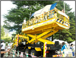 NEXCO東日本高所作業車の写真