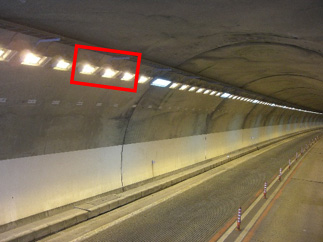 터널 조명 설비 갱신 공사의 이미지