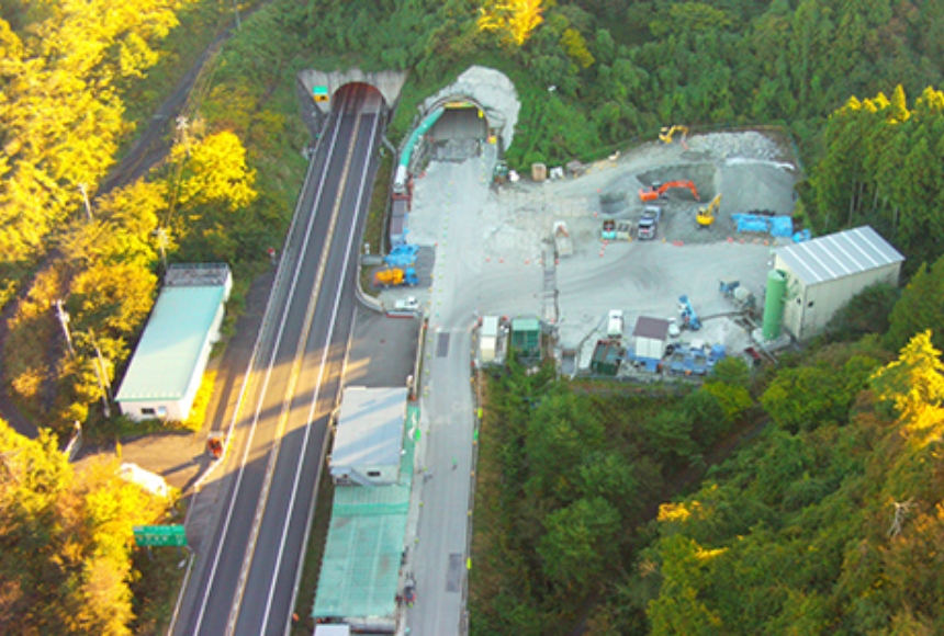 好間トンネル北側坑口付近