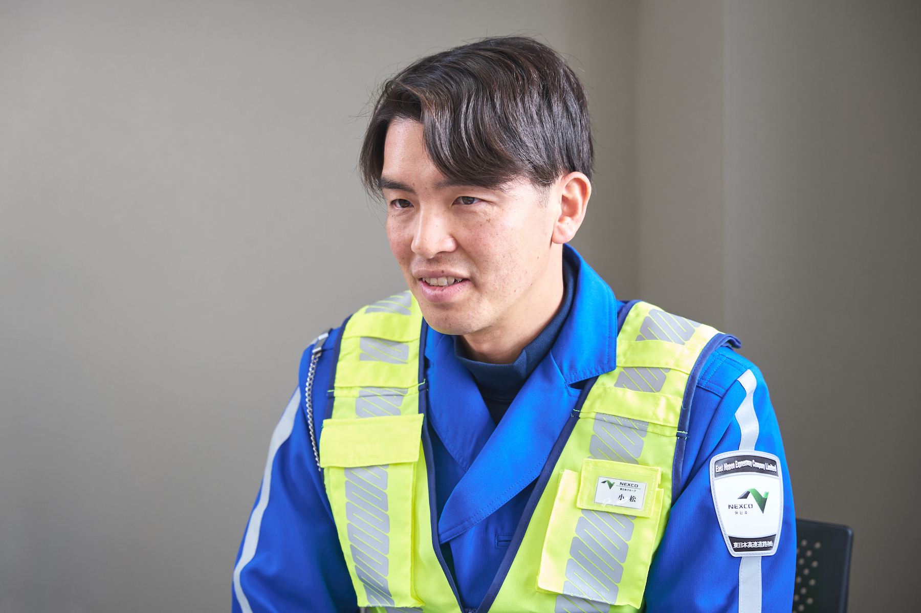 小松隊員