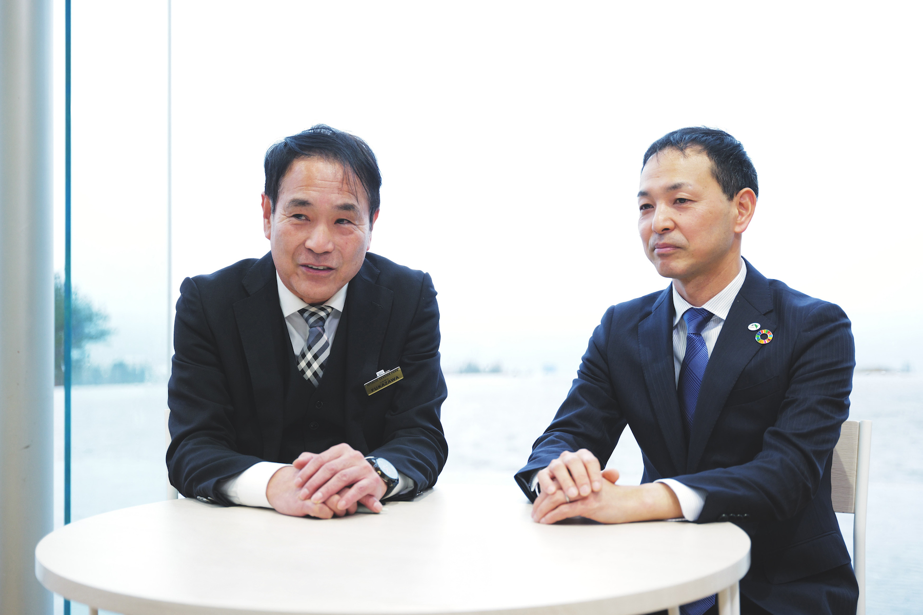 （左から）深沢さん、山本さん